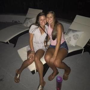 Meet your Posher, Lily